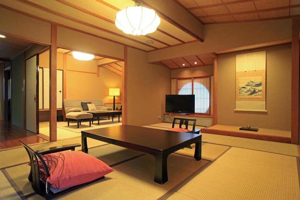 Shogetsu Hotel Геро Стая снимка